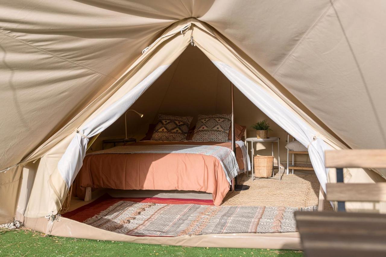 Hotel Glamping La Mimosa Conil à Conil De La Frontera Extérieur photo