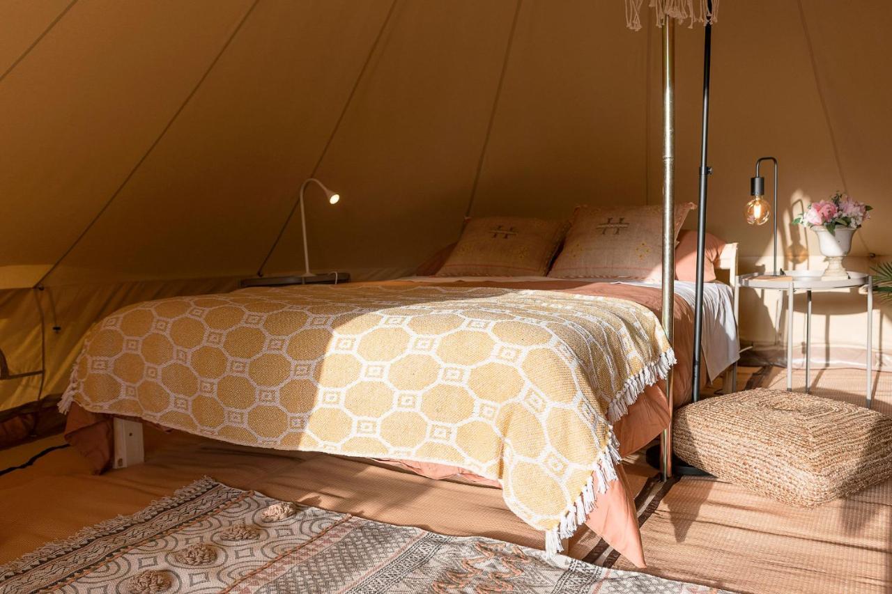 Hotel Glamping La Mimosa Conil à Conil De La Frontera Extérieur photo